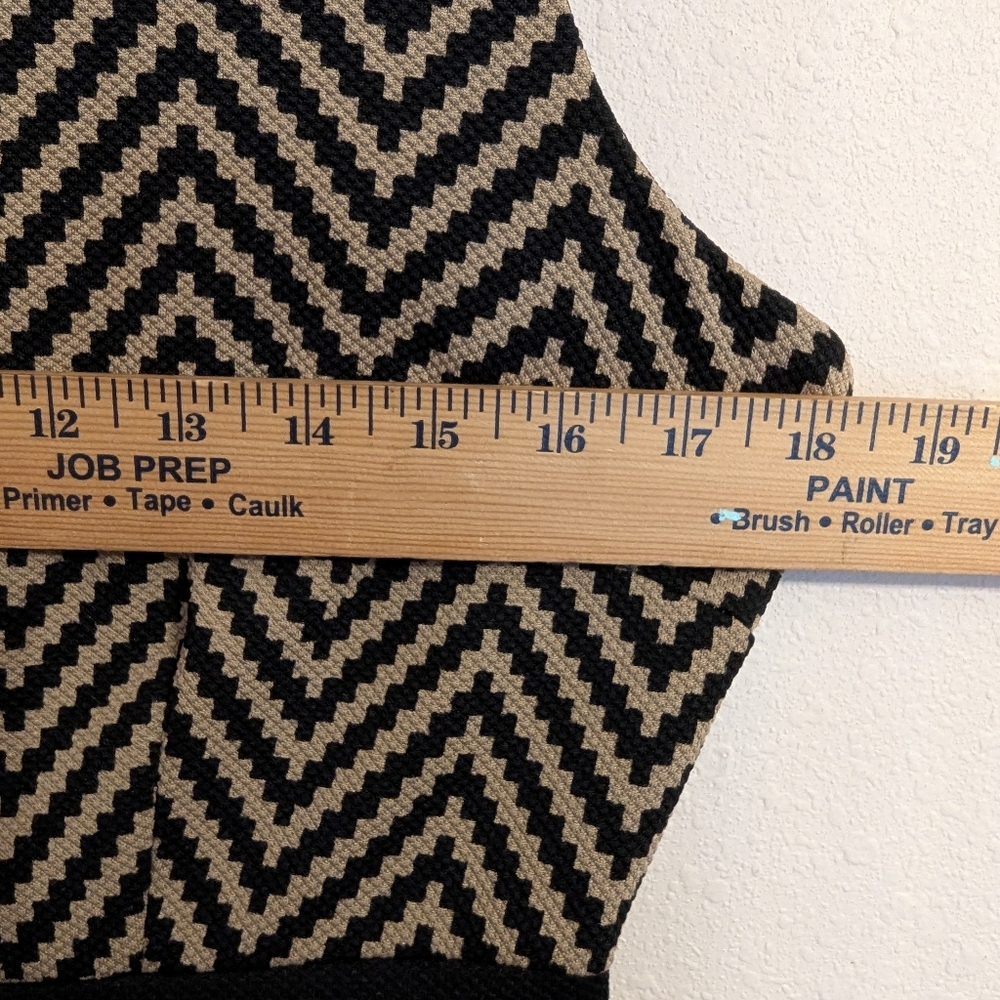 Danny & Nicole Black and Cream Zigzag Dress Size 6 - Picture 7 of 7